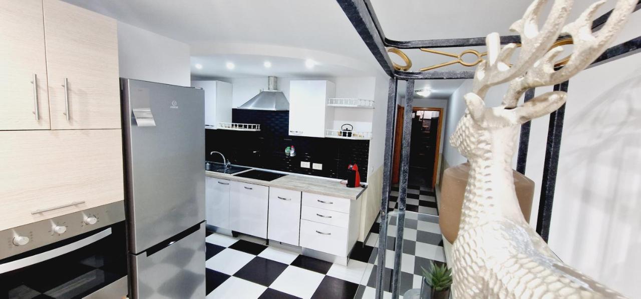 Elegant 3 Bedrooms, Wifi Free Costa Adeje  Buitenkant foto